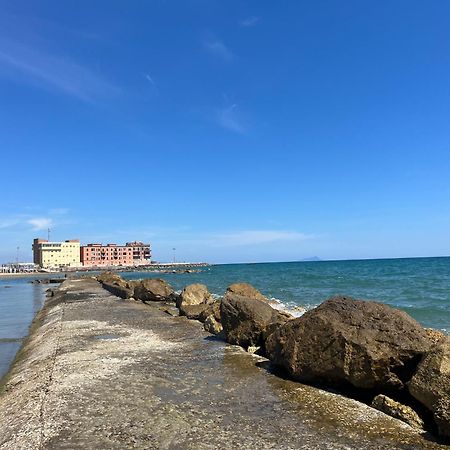 Il Cavalluccio Anzio Luaran gambar