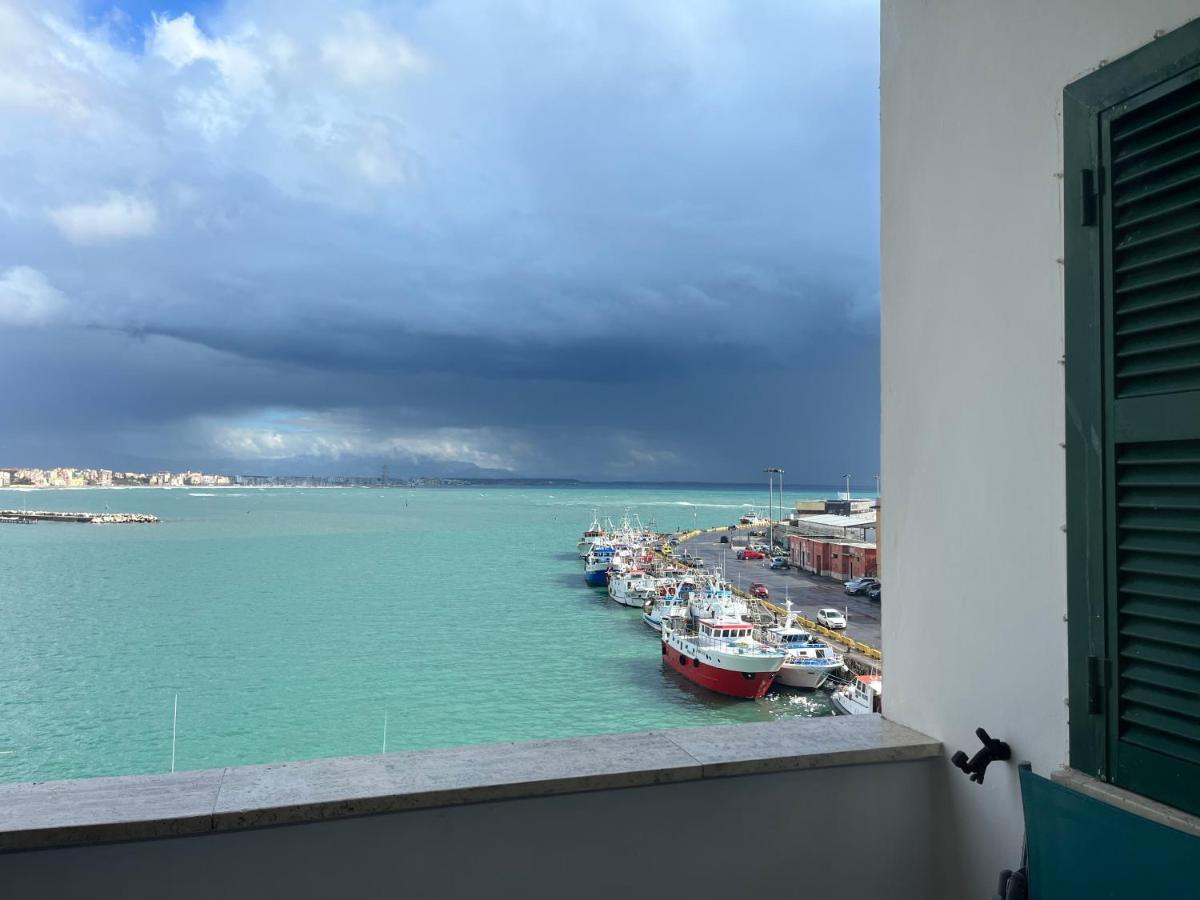 Il Cavalluccio Anzio Luaran gambar