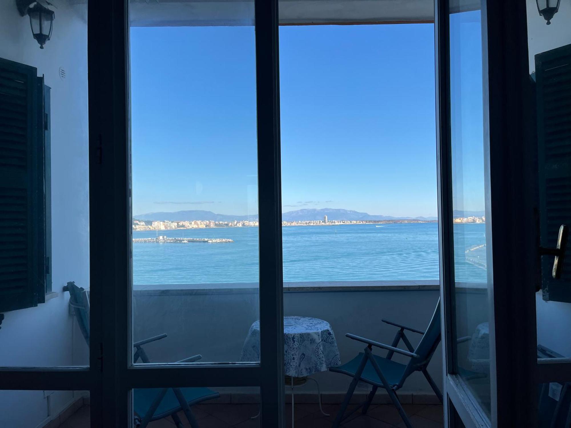 Il Cavalluccio Anzio Luaran gambar