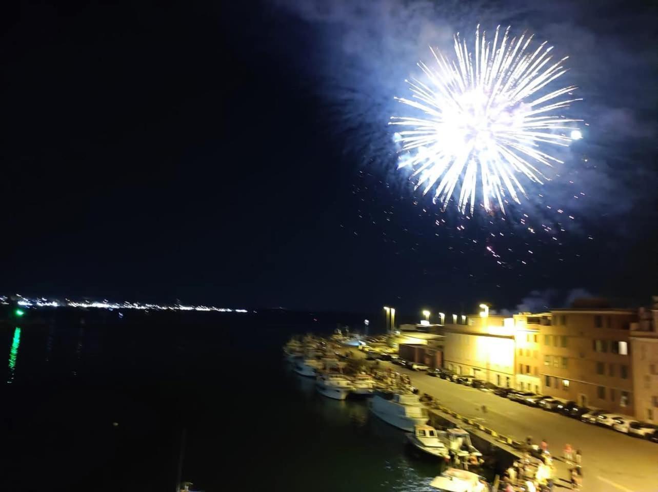 Il Cavalluccio Anzio Luaran gambar